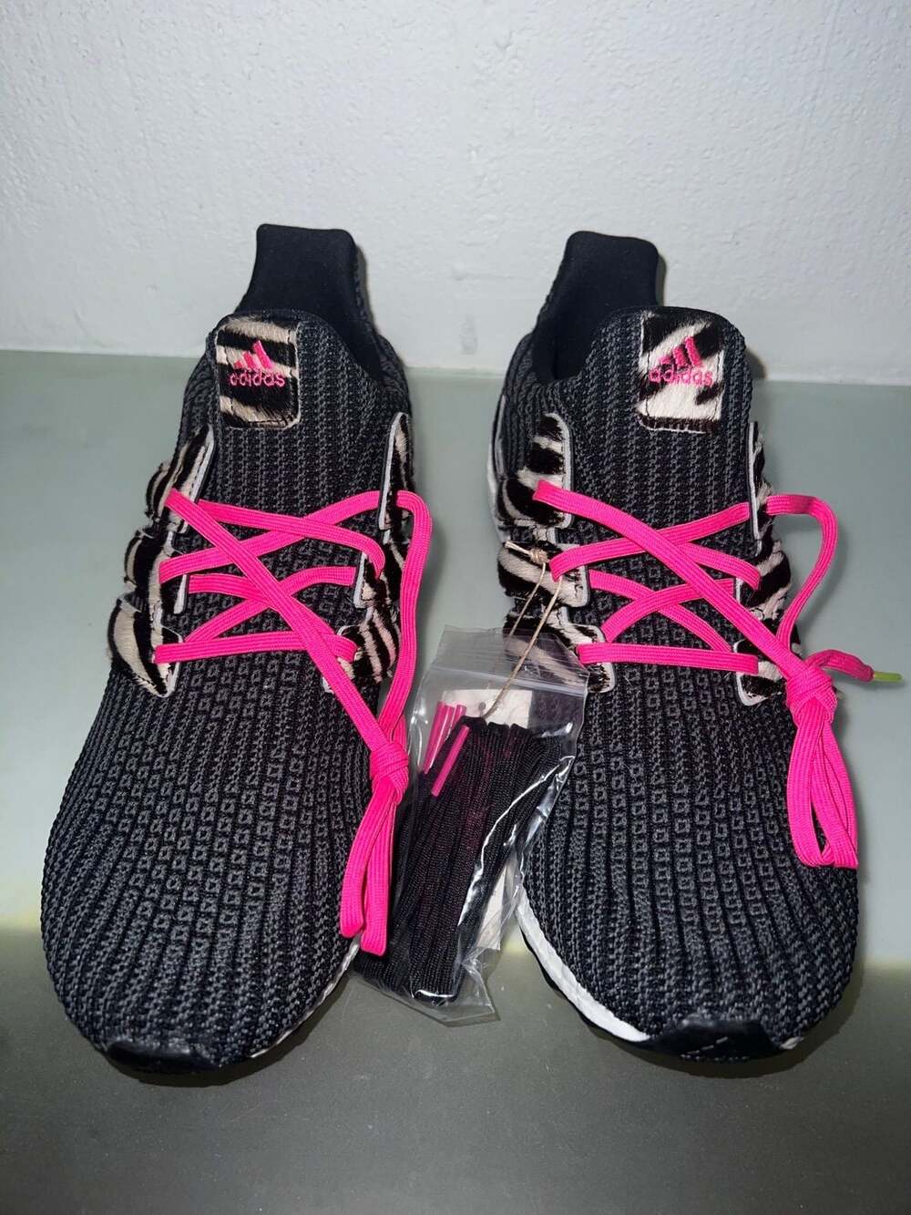 Adidas ultra boost dna zebra